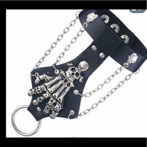 Unisex skeleton skull hand glove chain link leather with finger hold .